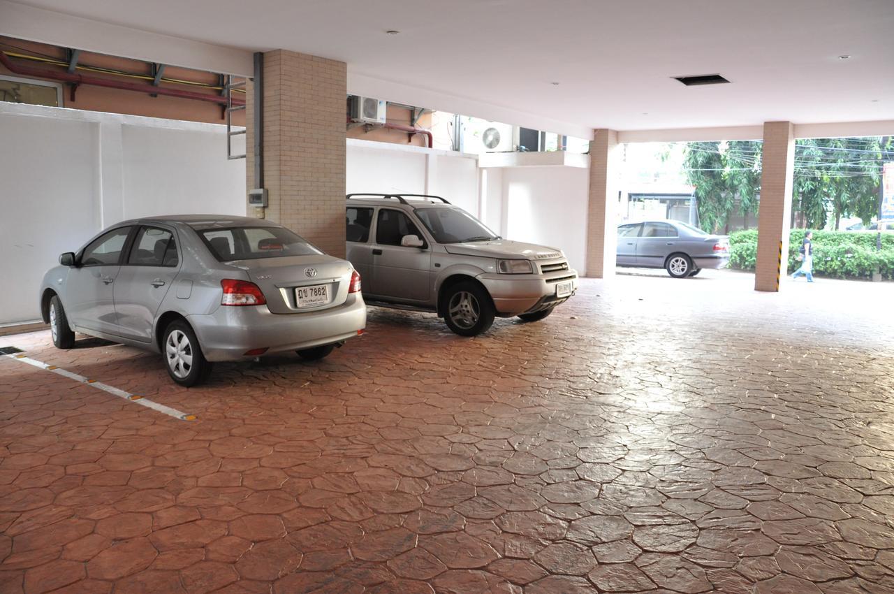 Dynasty Inn Pattaya Buitenkant foto
