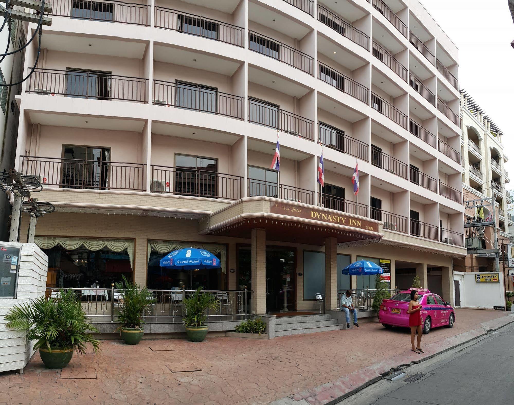 Dynasty Inn Pattaya Buitenkant foto